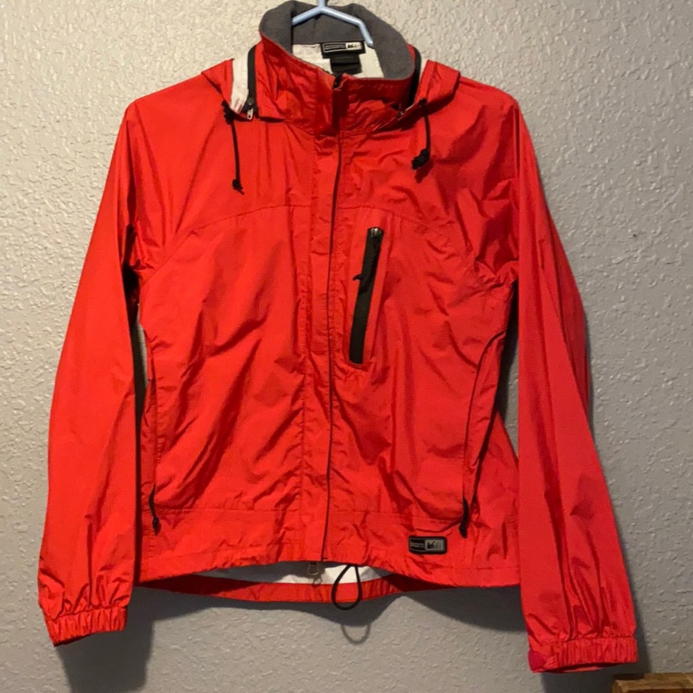 REI Red detachable hooded raincoat Size S